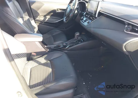 2022 Toyota Corolla Xse z USA, uszkodzony, nr VIN 5YFT4MCE9NP129156